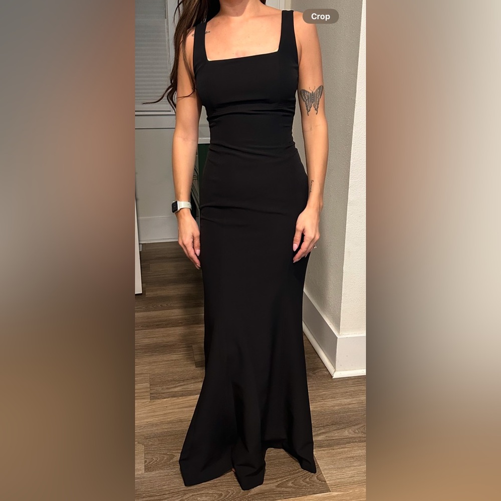 Shelly Segal square neck gown size 4. Worn once for a few hours.